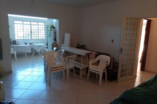 Casa à venda com 3 quartos, 300m² em Chácaras São Bento, Valinhos