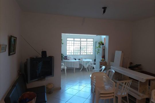 Casa à venda com 3 quartos, 300m² em Chácaras São Bento, Valinhos