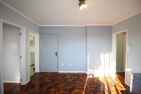 Sala de apartamento à venda com 3 quartos, 78m² em São Geraldo, Porto Alegre