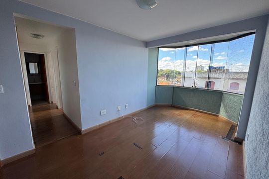 Apartamento à venda com 1 quarto, 44m² em Guará I, Brasília