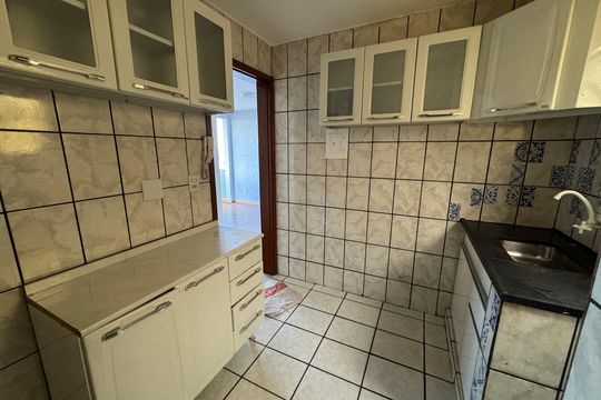 Cozinha  de apartamento à venda com 1 quarto, 44m² em Guará I, Brasília