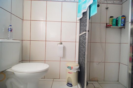 Banheiro de casa à venda com 3 quartos, 120m² em Campina, São Leopoldo