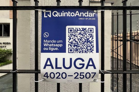 Placa de apartamento para alugar com 3 quartos, 110m² em Jardim Paulista, São Paulo