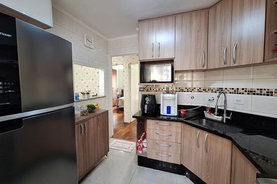 Cozinha de apartamento à venda com 2 quartos, 57m² em Vila Floresta, Santo André