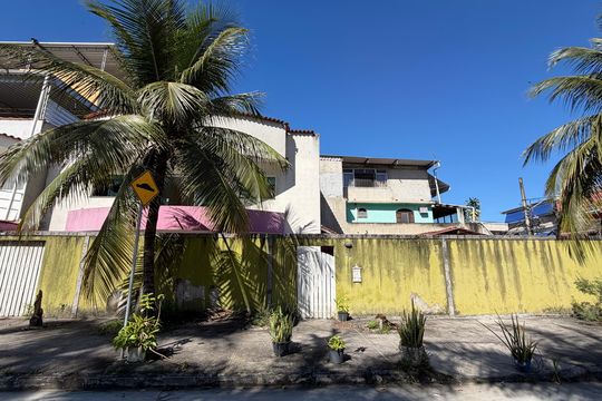 Fachada de casa de condomínio à venda com 2 quartos, 176m² em Recreio, Rio de Janeiro
