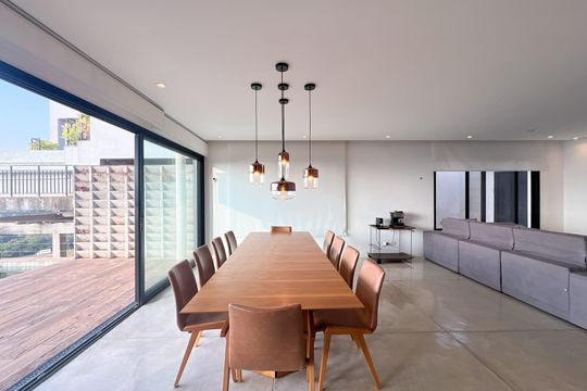 Sala de casa de condomínio à venda com 3 quartos, 308m² em Alphaville, Santana de Parnaíba