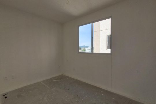 Apartamento à venda com 2 quartos, 40m² em Cavalhada, Porto Alegre