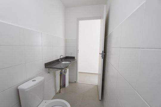 Banheiro Social de apartamento à venda com 3 quartos, 67m² em Palmeiras, Belo Horizonte
