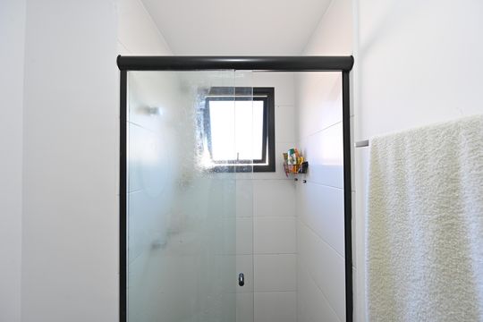Banheiro Social de apartamento para alugar com 1 quarto, 32m² em Chácara Inglesa, São Paulo