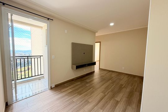 Sala de apartamento à venda com 2 quartos, 54m² em Jardim do Lago, Jundiaí