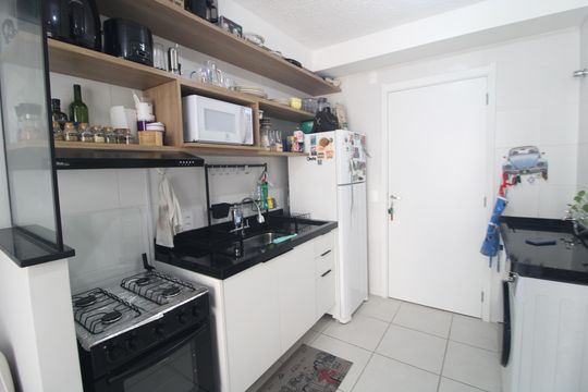Cozinha de apartamento para alugar com 2 quartos, 34m² em Socorro, São Paulo