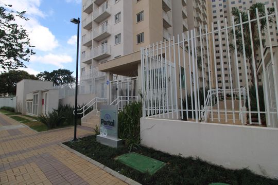 Fachada de apartamento para alugar com 2 quartos, 34m² em Socorro, São Paulo