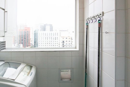 Área de Serviço de apartamento à venda com 1 quarto, 44m² em Indianópolis, São Paulo