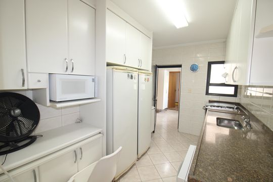 Cozinha de apartamento para alugar com 3 quartos, 115m² em Santana, São Paulo