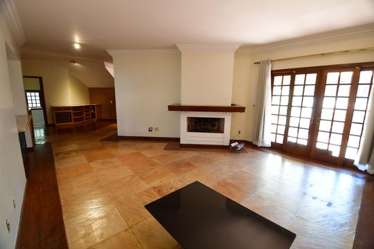 Casa para alugar com 4 quartos, 515m² em Parque Taquaral, Campinas