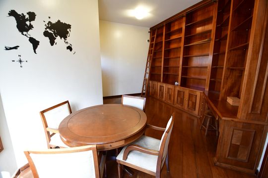 Escritório de casa para alugar com 4 quartos, 515m² em Parque Taquaral, Campinas