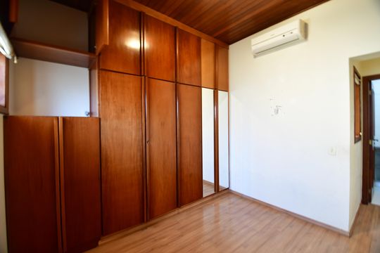 Quarto 1 - Suíte de casa para alugar com 4 quartos, 515m² em Parque Taquaral, Campinas