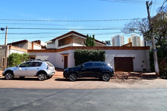 Fachada de casa para alugar com 4 quartos, 515m² em Parque Taquaral, Campinas