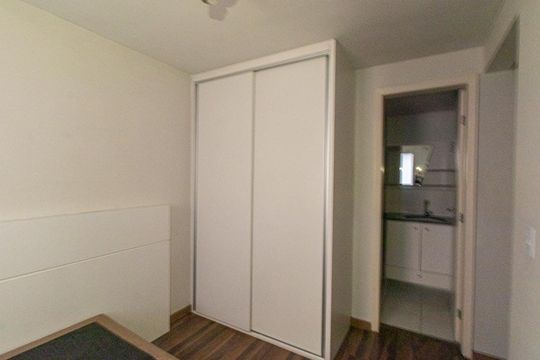 Quarto Suite de apartamento à venda com 1 quarto, 35m² em Portão, Curitiba