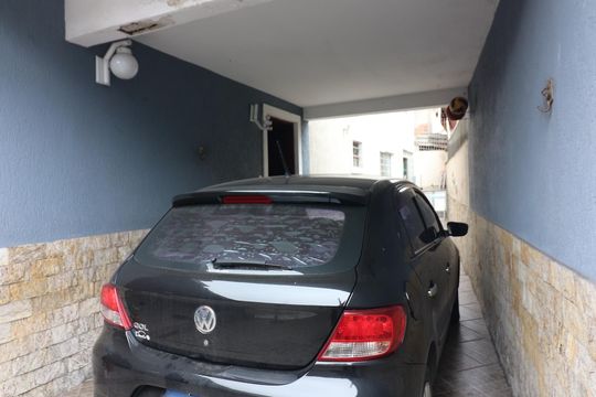 Garagem de casa à venda com 3 quartos, 180m² em Baeta Neves, São Bernardo do Campo