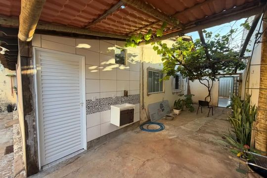 Área comum de casa para alugar com 3 quartos, 115m² em Santa Mônica, Uberlândia
