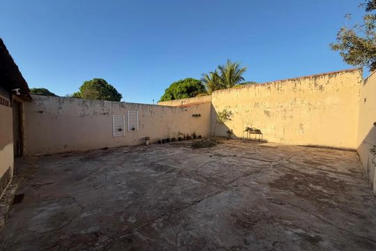 Área comum de casa para alugar com 3 quartos, 115m² em Santa Mônica, Uberlândia