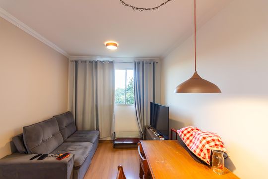 Sala  de apartamento para alugar com 2 quartos, 39m² em Jardim Boa Vista (zona Oeste), Osasco