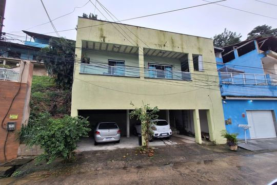 Fachada de casa para alugar com 2 quartos, 120m² em São Gonçalo, São Gonçalo