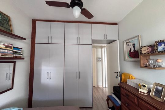 Quarto 2 de apartamento para alugar com 2 quartos, 66m² em Recreio dos Bandeirantes, Rio de Janeiro