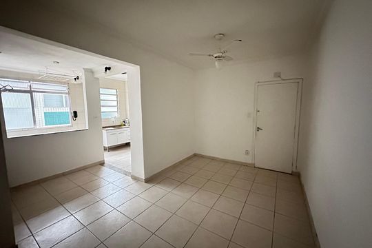 Sala de apartamento para alugar com 2 quartos, 55m² em Itararé, São Vicente