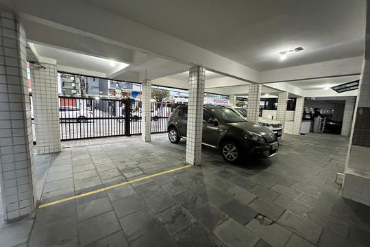 Garagem de apartamento para alugar com 2 quartos, 55m² em Itararé, São Vicente