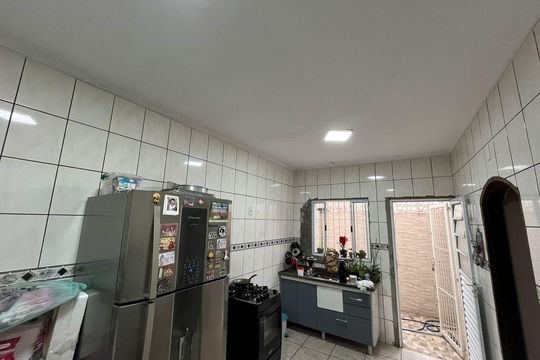 Cozinha de casa para alugar com 3 quartos, 200m² em Jardim Imperador (Zona Leste), São Paulo