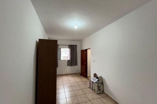 Quarto de casa para alugar com 3 quartos, 200m² em Jardim Imperador (Zona Leste), São Paulo