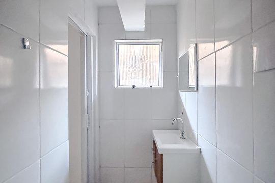 Banheiro de apartamento para alugar com 1 quarto, 30m² em Vila Oratorio, São Paulo