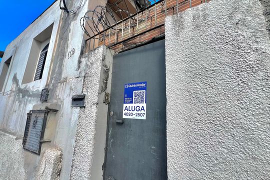 Placa QuintoAndar de casa à venda com 3 quartos, 75m² em Carlos Prates, Belo Horizonte