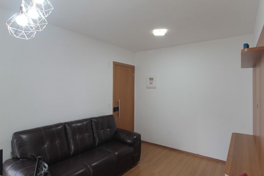 Sala de apartamento para alugar com 2 quartos, 50m² em Juliana, Belo Horizonte