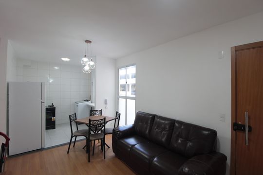 Sala de apartamento para alugar com 2 quartos, 50m² em Juliana, Belo Horizonte