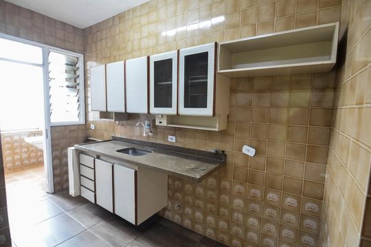 Cozinha de apartamento à venda com 3 quartos, 103m² em Maracanã, Rio de Janeiro