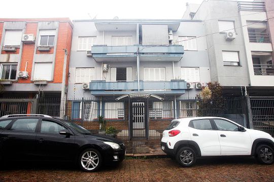 Fachada de apartamento para alugar com 1 quarto, 49m² em Menino Deus, Porto Alegre