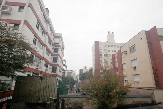  Sala Vista de apartamento para alugar com 1 quarto, 49m² em Menino Deus, Porto Alegre