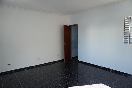 Casa para alugar com 2 quartos, 125m² em Jardim Camargo Novo, Ferraz de Vasconcelos
