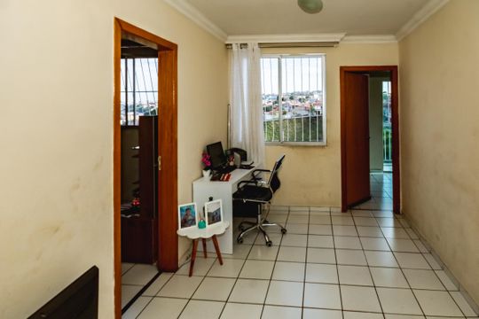 Sala de apartamento à venda com 3 quartos, 62m² em Parque São Pedro, Belo Horizonte