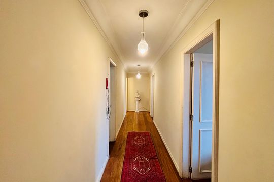 Corredor de apartamento para alugar com 3 quartos, 129m² em Copacabana, Rio de Janeiro