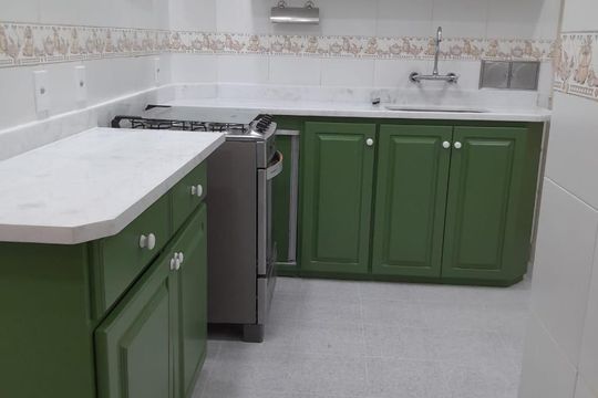 Cozinha de apartamento para alugar com 3 quartos, 129m² em Copacabana, Rio de Janeiro