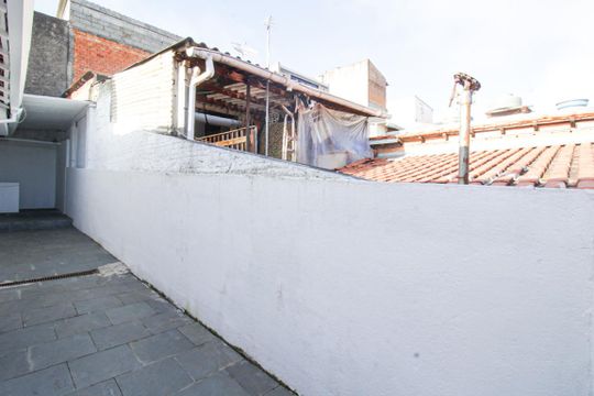 Corredor de casa à venda com 2 quartos, 100m² em Vila Santa Edwiges, São Paulo