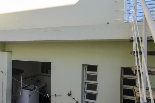 Quintal de casa à venda com 4 quartos, 119m² em Jardim Bonfiglioli, São Paulo