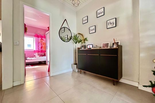 Quarto de casa à venda com 3 quartos, 110m² em São José, Canoas