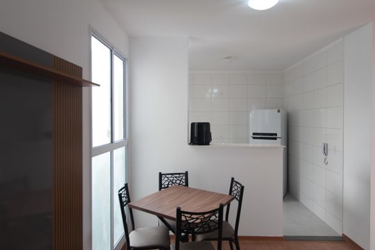 Sala de apartamento para alugar com 2 quartos, 50m² em Juliana, Belo Horizonte