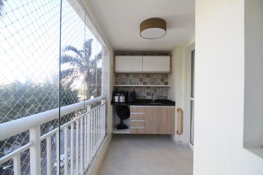 Varanda Gourmet de apartamento à venda com 2 quartos, 69m² em Vila Andrade, São Paulo