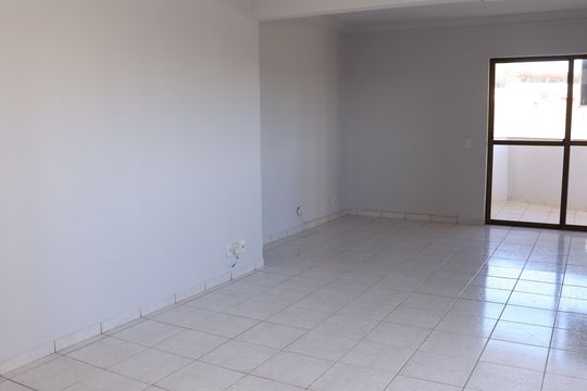 Apartamento para alugar com 3 quartos, 112m² em Jardim Goias, Goiânia